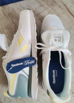 Фирменные женские повседневные кроссовки reebok classic оригинал6 фото