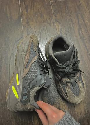 Original adidas yeezy 7003 фото