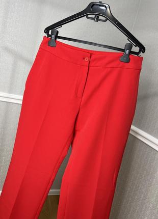 Красные прямые брюки clarins3 фото