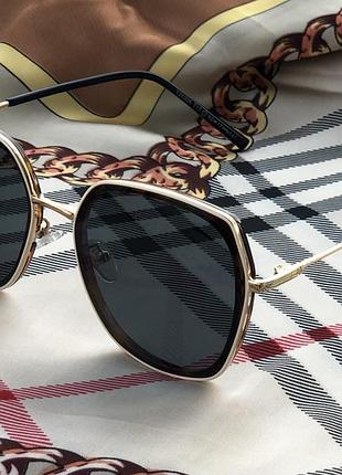 Солнцезащитные очки золото+лео