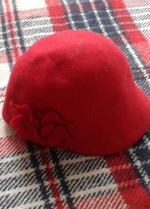 Стильний фетровий капелюшок для малої модниці