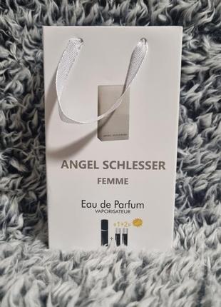 Angel schlesser femme