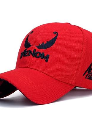 Бейсболка от бренда narason красная с логотипом venom