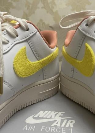 Неймовірні шкіряні кросівки nike air force 1 '07 lx6 фото