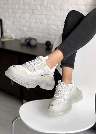Крутейшие женские кроссовки white белые с бежевым