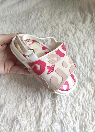 Босоножки mini melissa.  vivienne westwood