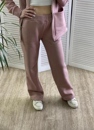 Спортивний костюм жіночий