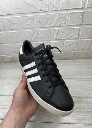 Кроссовки adidas2 фото