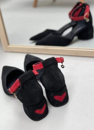 Ексклюзивні туфлі з італійської шкіри та замші жіночі на підборах1 фото