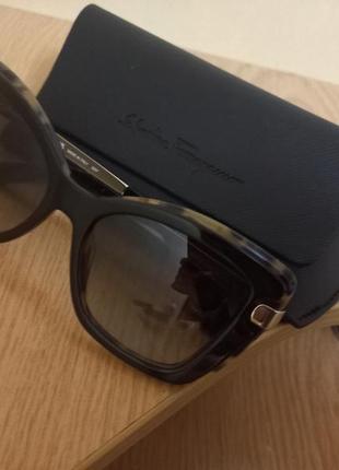 Продам новые оригинальные солнцезащитные очки salvatore ferrari1 фото