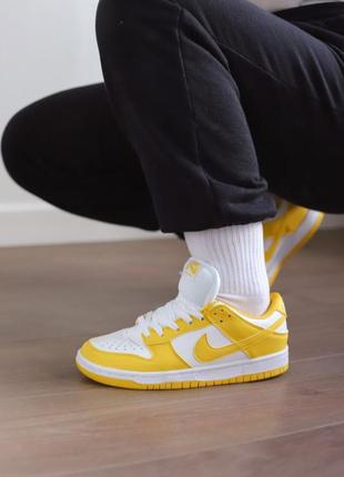 Кросівки nike sb dunk low yellow white2 фото