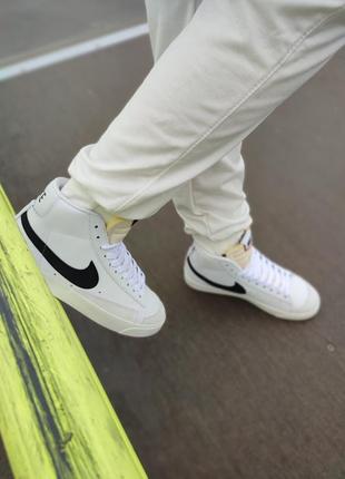 Кросівки nike blazer mid 77 vintage white black5 фото