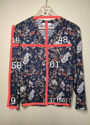 Стильная блуза с цветочным принтом10 фото