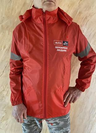 Куртка ветровка мужская из красной плащевки  484 фото