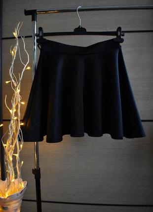 Красива нарядна спідниця сонце