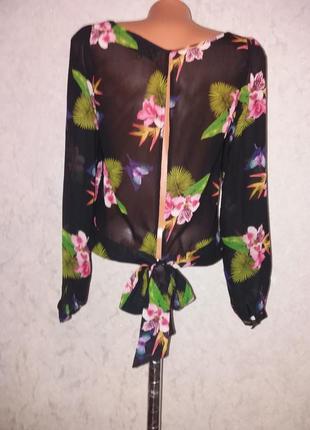 Яркая шифоновая блузка в цветы river island3 фото