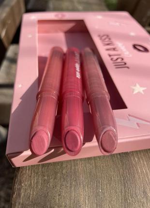 Помада colourpop 2