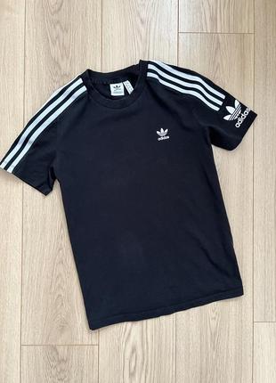 Чорна футболка adidas 2020 🛍️1+1=3🛍️5 фото