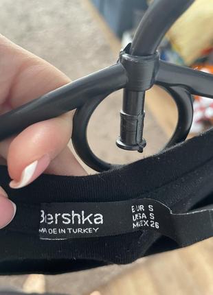 Черное платье bershka3 фото