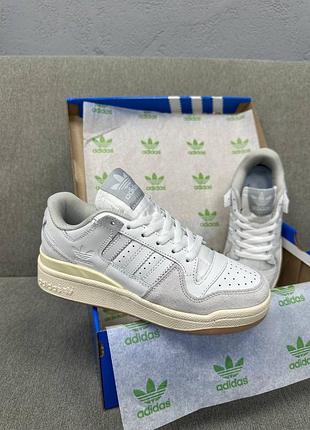 Кроссовки adidas forum low white grey beige женские