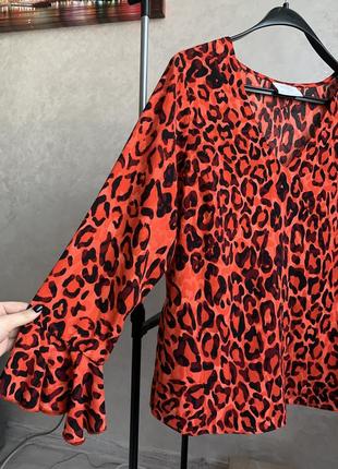 Красная блуза энимал принт леопард3 фото