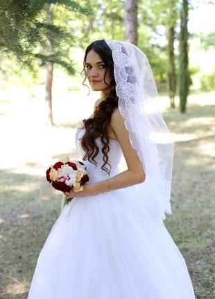 Весільна сукня