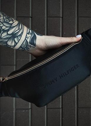 Бананка чёрная tommy hilfiger