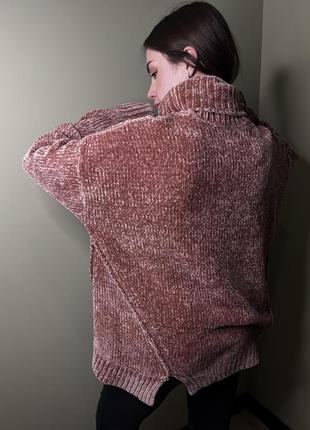 Женский свитер oversize с горловиной2 фото