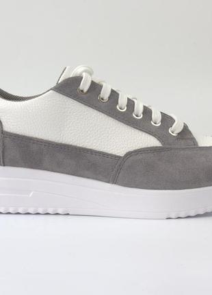 Серо белые кроссовки кожаные кеды женская обувь больших размеров 40-44 cosmo shoes ada rumiya grey bs2 фото