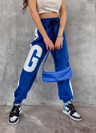 Штаны спортивные женские весенние со вставками с принтом чёрные серые синие белые широкие свободные оверсайз брюки  джоггеры карго парашуты1 фото