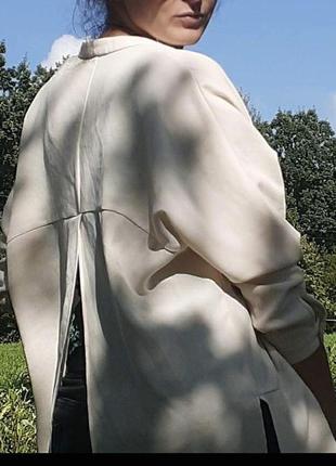 Пиджак с стойкой с разрезом на спине1 фото