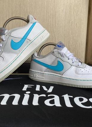 Женские кроссовки nike air force 1 lv8 emb (gs)2 фото