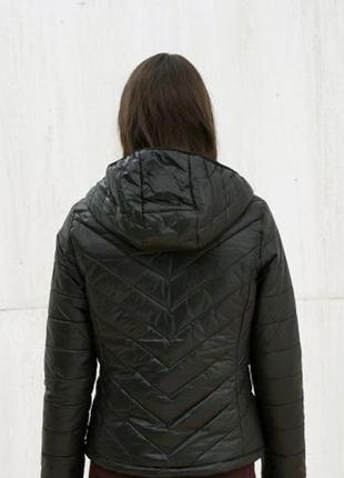 Женская демисезонная куртка xxs,xs bershka оригинал2 фото