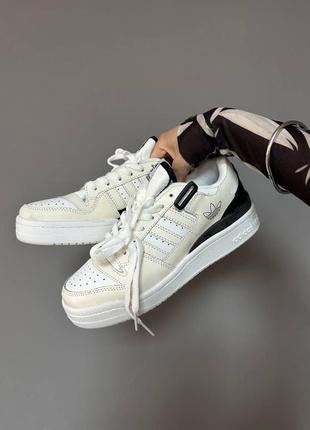 Женские кроссовки adidas forum low cream black / smb
