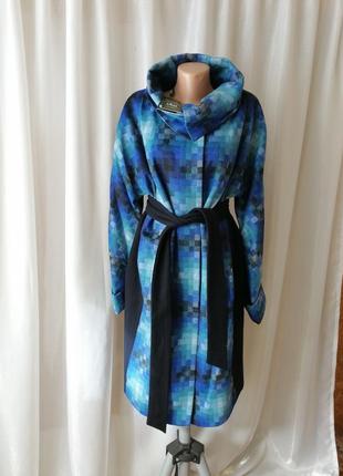 Кашемір пальто в клітинку з поясом