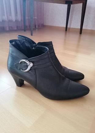 Женские ботинки  gabor