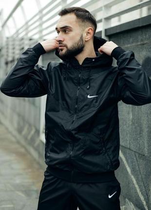 Вітровка чоловіча куртка nike windrunner - захист від дощу та вітру зі стильним дизайном jacket чорний1 фото