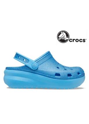 Crocs на платформе на аккуратную маленькую ножку