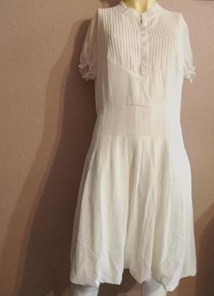 Красивое белое платье