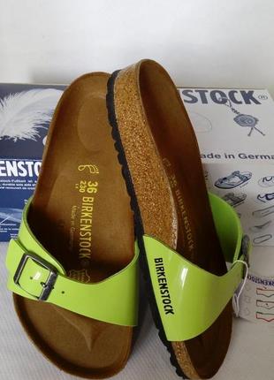 Ортопедические шлепанцы birkenstock madrid birko flor5 фото