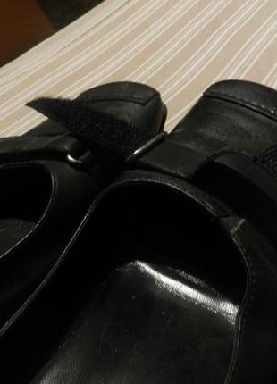 Кожаные,чёрные туфли с квадратным носом и липучками,одеты пару раз,tamaris9 фото