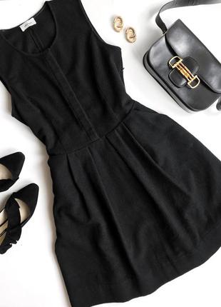 Чёрное шерстяное платье ottod’ame в стиле max mara cucinelli