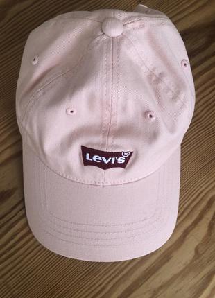 Levi’s кепка оригинал.