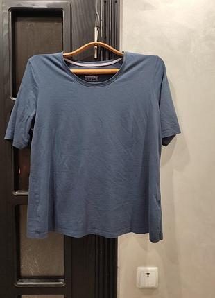 Синя футболка
