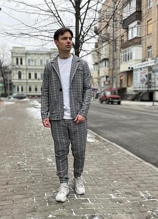 Костюм мужской