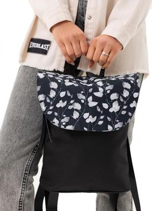 Рюкзак жіночий міський маленький компактний чорний із малюнком — принт листя