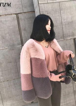 Шуба  тепла як із шеншили що на ощуп що на вигляд .  тан ідеальний