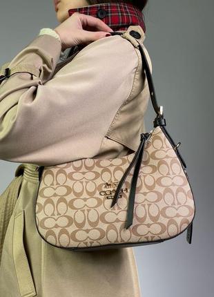 Сумка жіноча в стилі coach lori shoulder bag in signature canvas gold3 фото