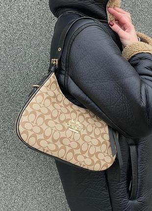 Сумка жіноча в стилі coach lori shoulder bag in signature canvas gold8 фото