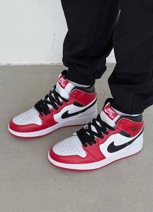 Женские кроссовки air jordan retro high red/white9 фото